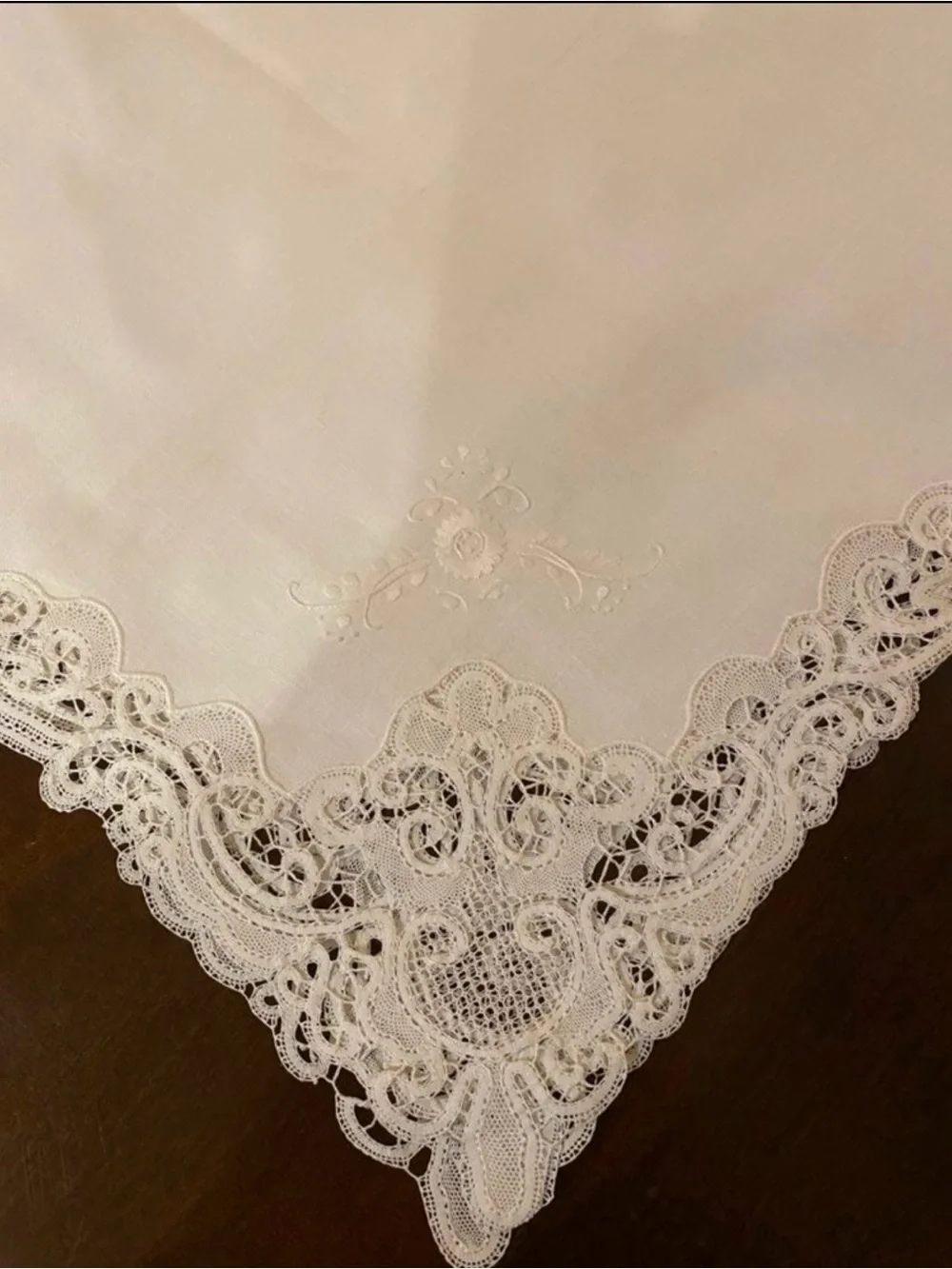Vintage Heirloom hand Embroidered Lace-Edge White Linen Bridal Hanky